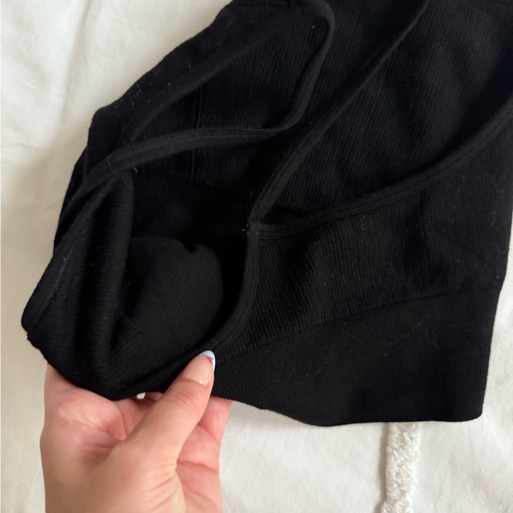 Fabletics Black Ribbed Crop Top - Picture 4 of 6
